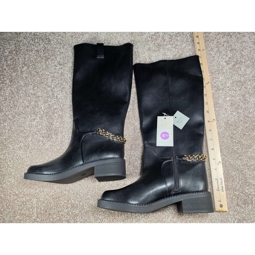 A New Day Bobbi Black Tall Boots Gold Chain Detail Memory Foam Size 6.5 NWT